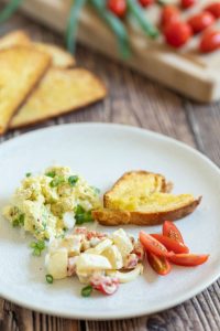 Falscher Kartoffelsalat mit Brot – Foodfotograf Hamburg