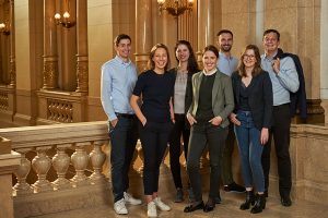 Gruppenbild im Hamburger Rathaus – People Fotograf Hamburg